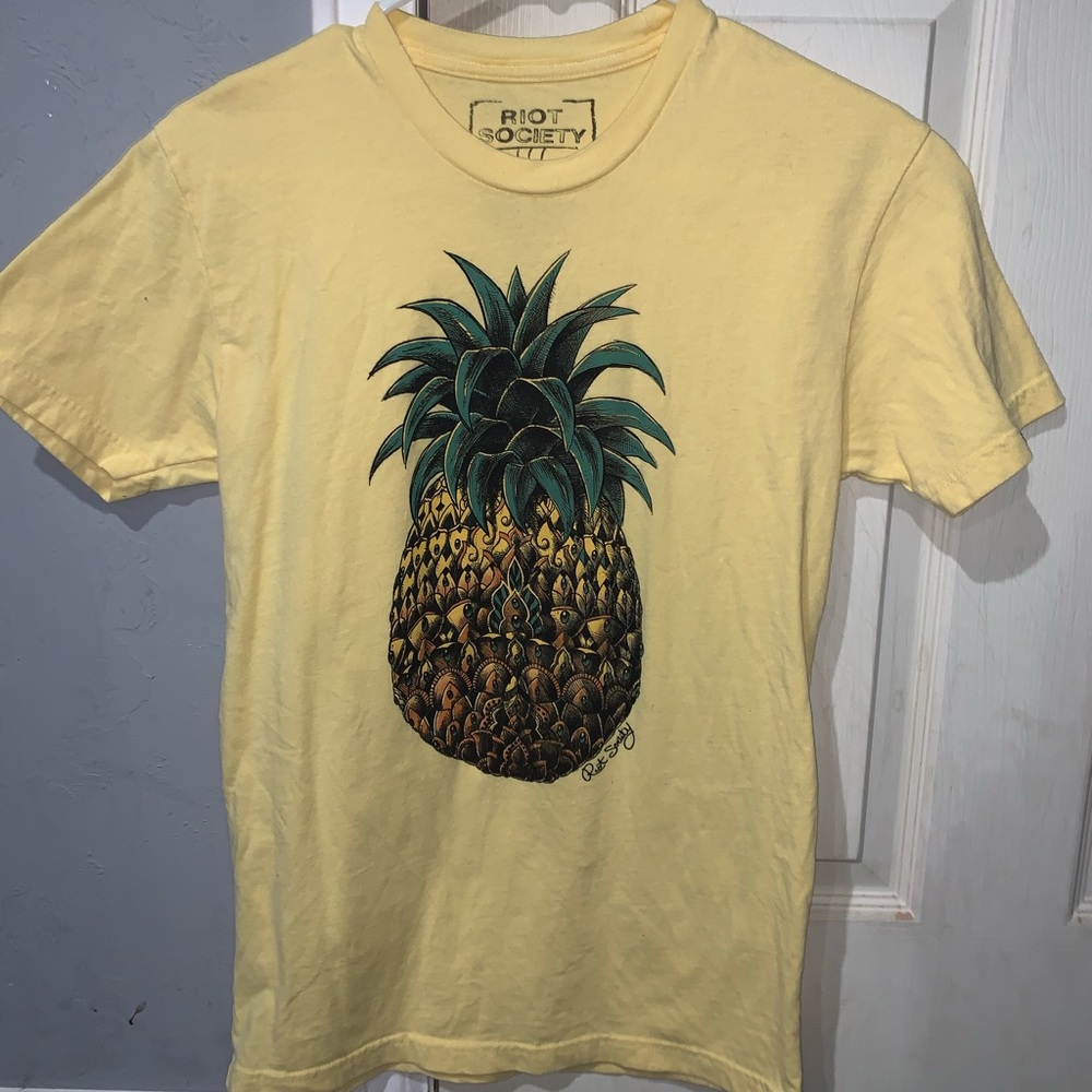 Yellow pineapple Tshirt